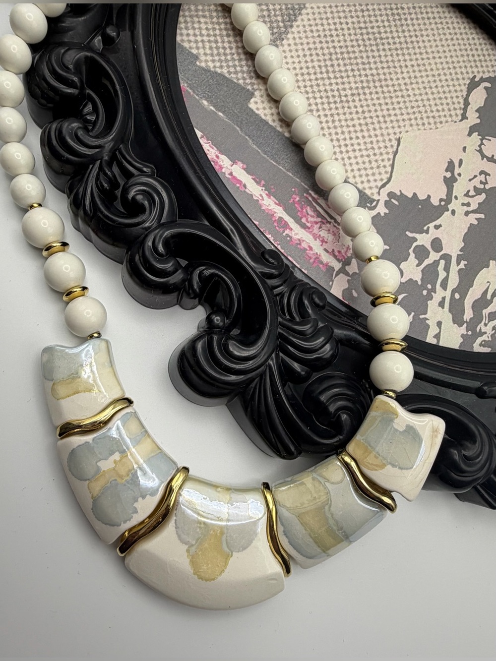 1980s Vintage Cream and Gold Ceramic Statement Necklace- reversible